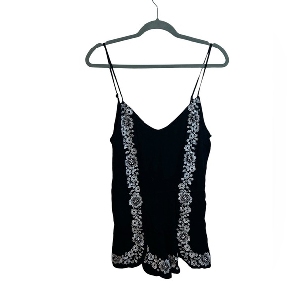 Forever 21 Floral Embroidered Romper - Picture 1 of 5